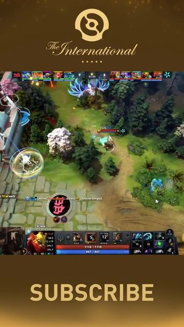 9Class находит курьера с огромной ценностью  с Blink Dagger и Gem Of True Sight.
