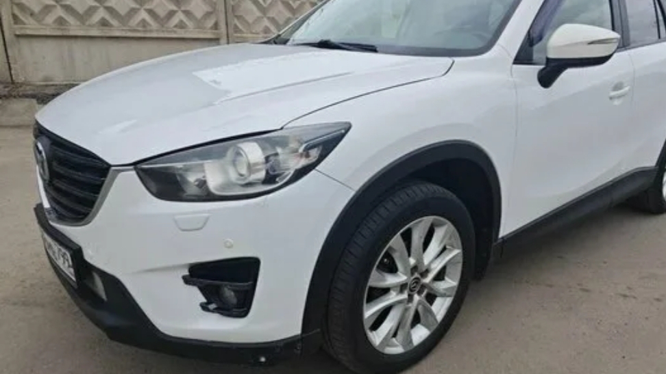 Как снять ремень безопасности водителя на Мазде цх5 Mazda Cx5 2015 год.
