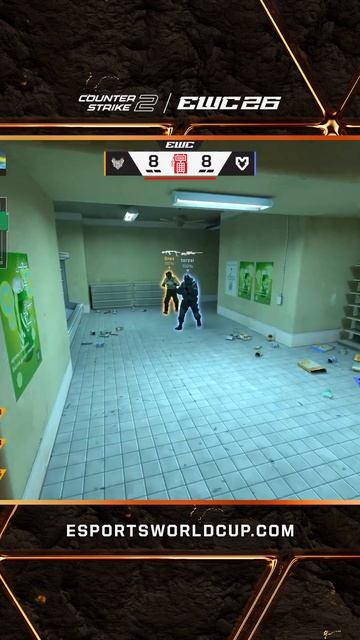 Snax режет Torzsi ножом!