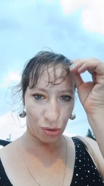 омск деньгорода В ожидание концерта Ольги Серябкиной дождь конечно навел суеты