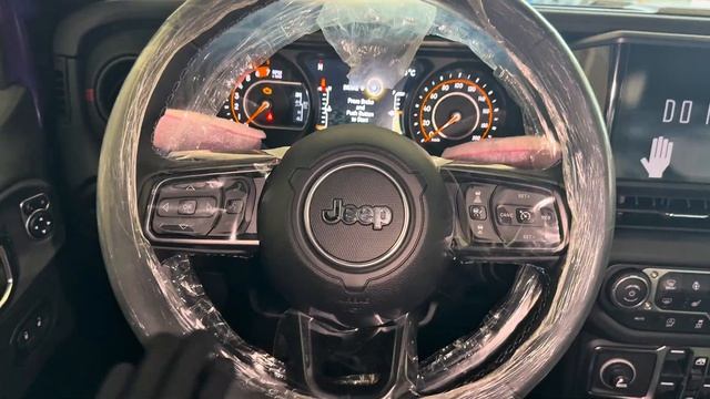 Jeep Wrangler Rubicon 2026 - Интерьер и Экстерьер