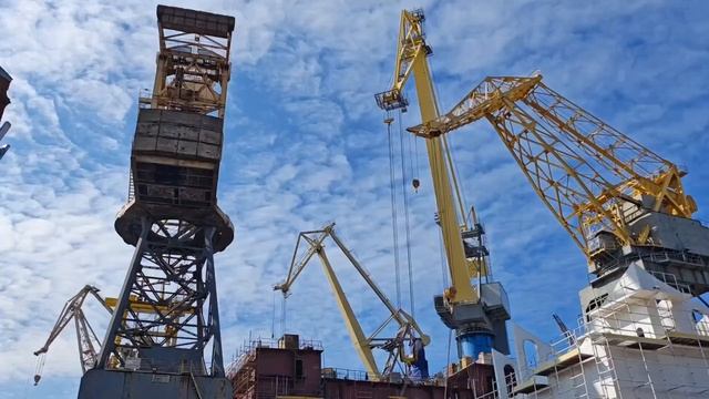ОСК установила реакторы на строящийся атомный ледокол Ленинград