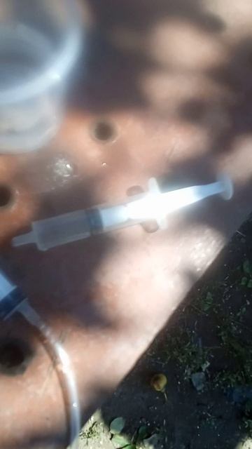 Пистолет из двух шприцов с использованием воды