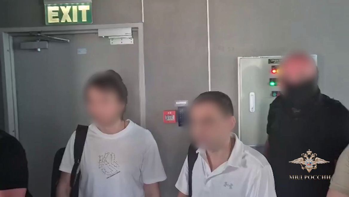 Из Вьетнама депортированы россияне находившиеся в международном розыске за мошенничество