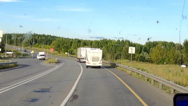 УХОДЯ ОТ ЗАКАТА ДОГОНЯЮ РАССВЕТ