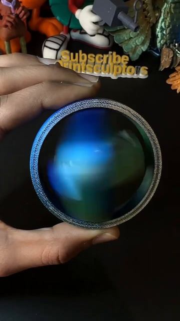 Напечатанный на 3D-принтере спиннер-игрушка два в одном гироскоп и шестерни.