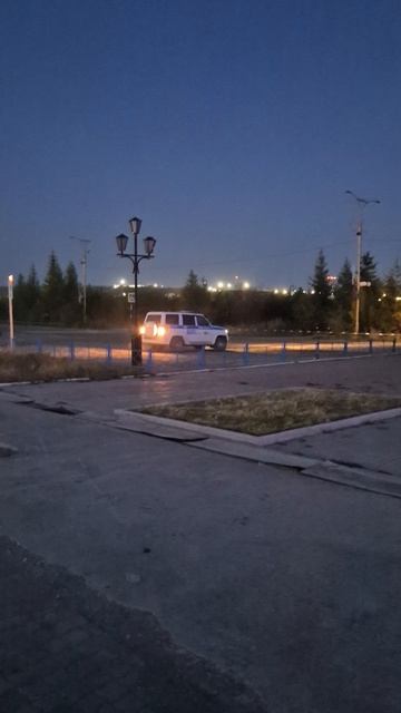 Нет освещения. Алмазный Поселок Айхал Крайний Север