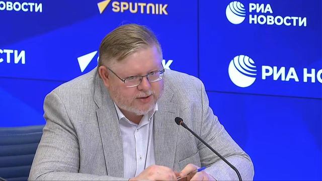 С днем Российского флага!