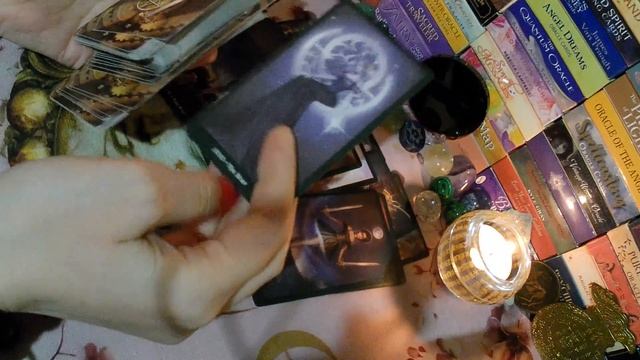 ЧТО ОН ЗАДУМАЛ И ЧЕГО ХОЧЕТ таро расклад