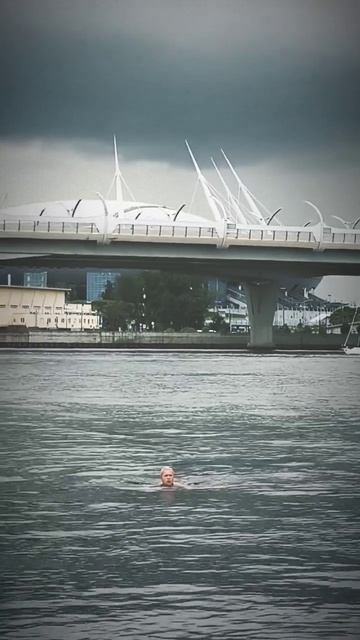 Ныряем.Река Нева.