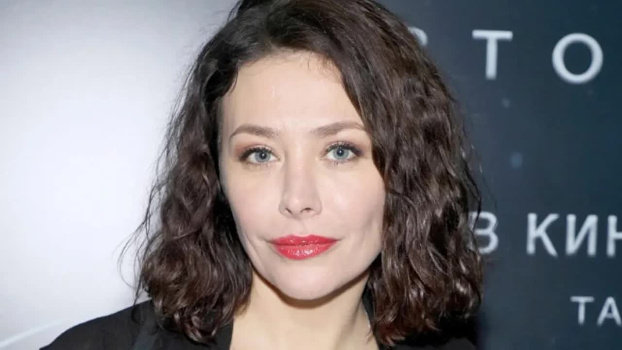 Екатерина Волкова побрилась наголо из-за болезни