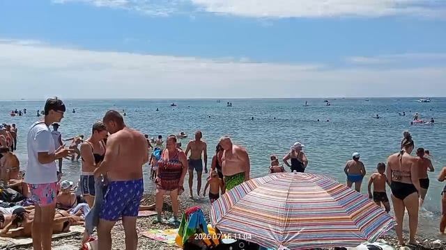 Горы море солнце пляж 15_июля  11:04 Архипка  2026 год