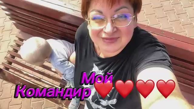 Мой  командир так нагулялся что уснул в магазине Гуляем с дочкой и внуками