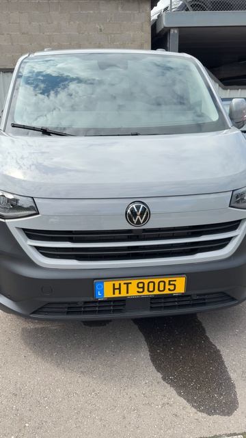 На осмотре в Европе VW Caravelle T7