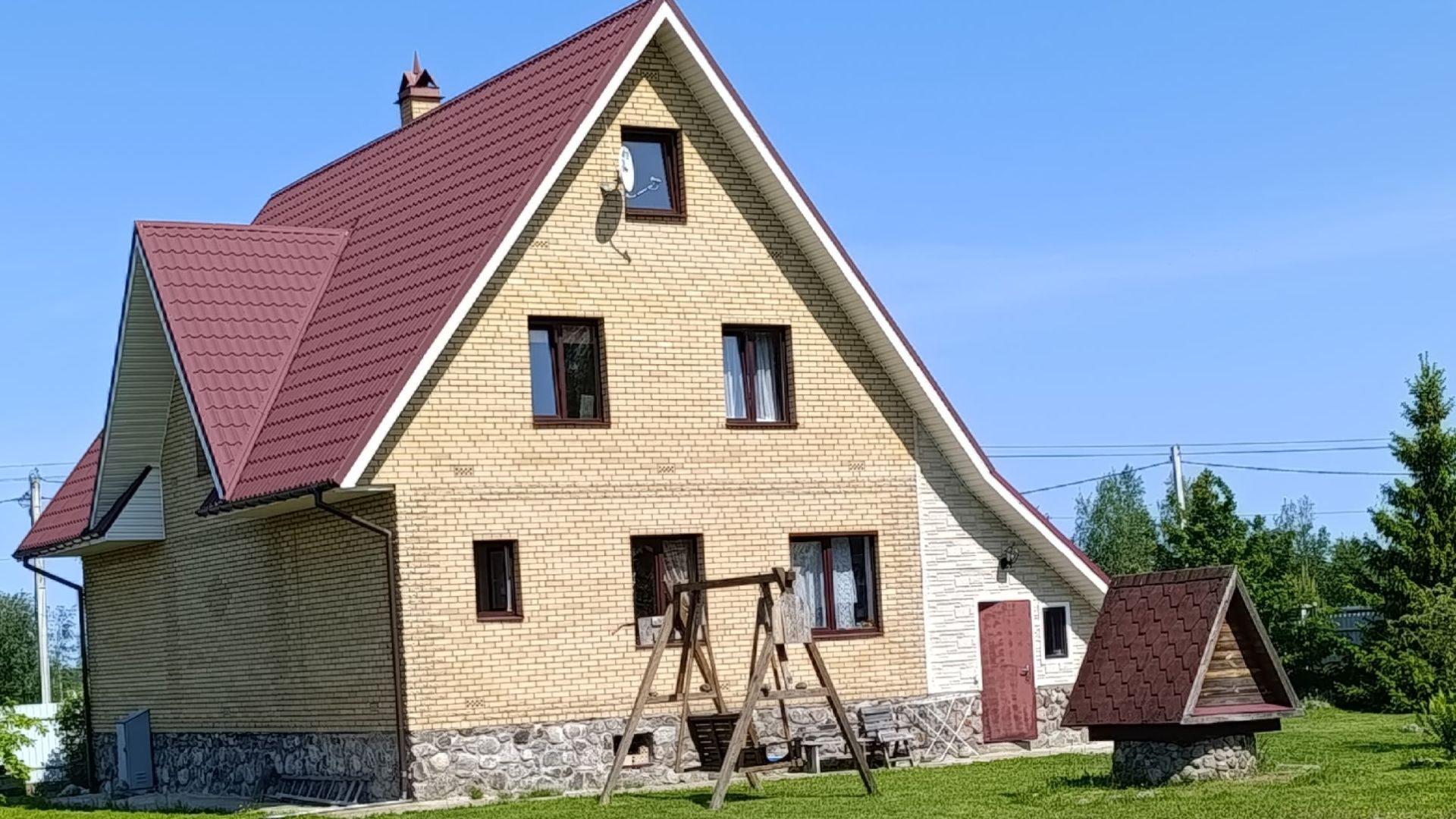 Обзор коттеджа 314м2