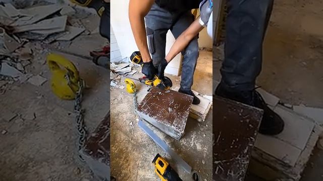 НАШЁЛ СЕЙФ С ДОРОГИМИ ВЕЩАМИ