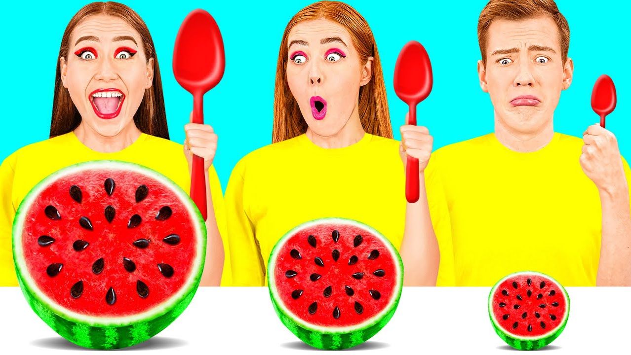 Большая Средняя и Маленькая еда Челлендж 