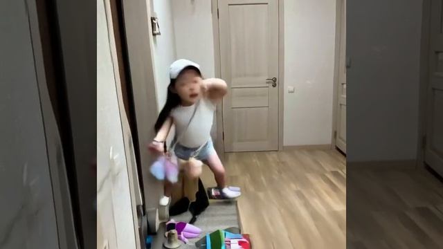 1000018705.mp4