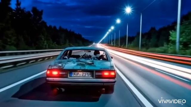 НОЧЬ ЛОЖИТСЯ ТИХО НА КАПОТ