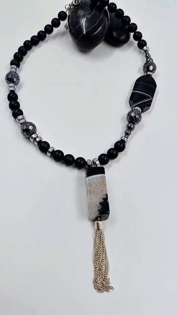 Бусы Агат шунгит гематит. Цена 2500