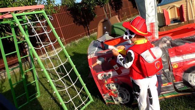 Рома играет в игры ЩЕНЯЧИЙ ПАТРУЛЬ Пожарная Машина - тент для детей Paw Patrol