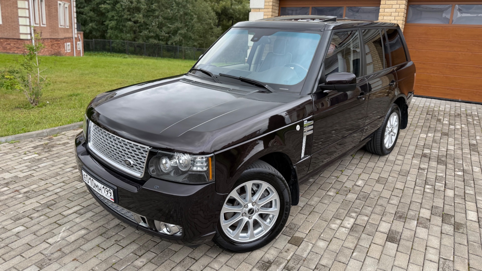 Land Rover   4.4 Diesel 
