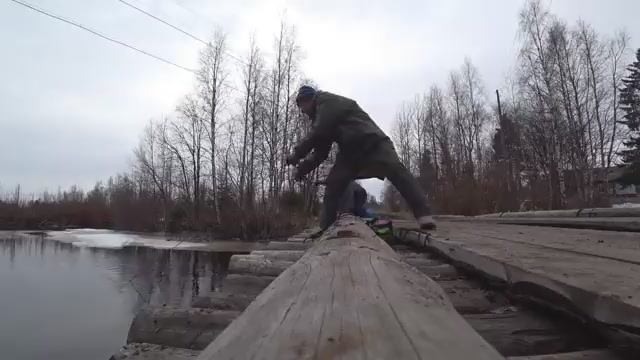 МОЩНЫЙ ПОИСКОВЫЙ МАГНИТ ВЫТАЩИЛ ЗДОРОВЕННЫЕ ЖЕЛЕЗНЫЕ ВОРОТА.