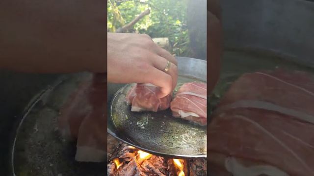 Филе трески завёрнутое в пармскую ветчину. Рецепт