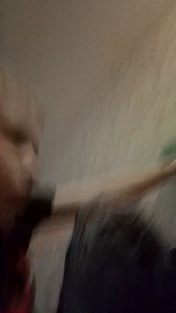 это коллапс с моей кошечкой досмотрите до конца там самый треш 
