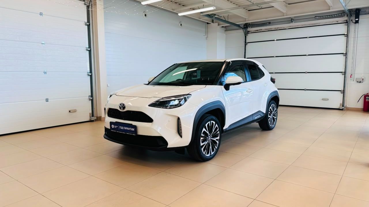 Toyota Yaris Cross 2020 год