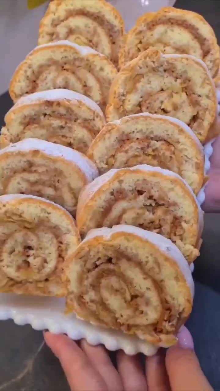 ЯБЛOЧНЫЙ РУЛEТ