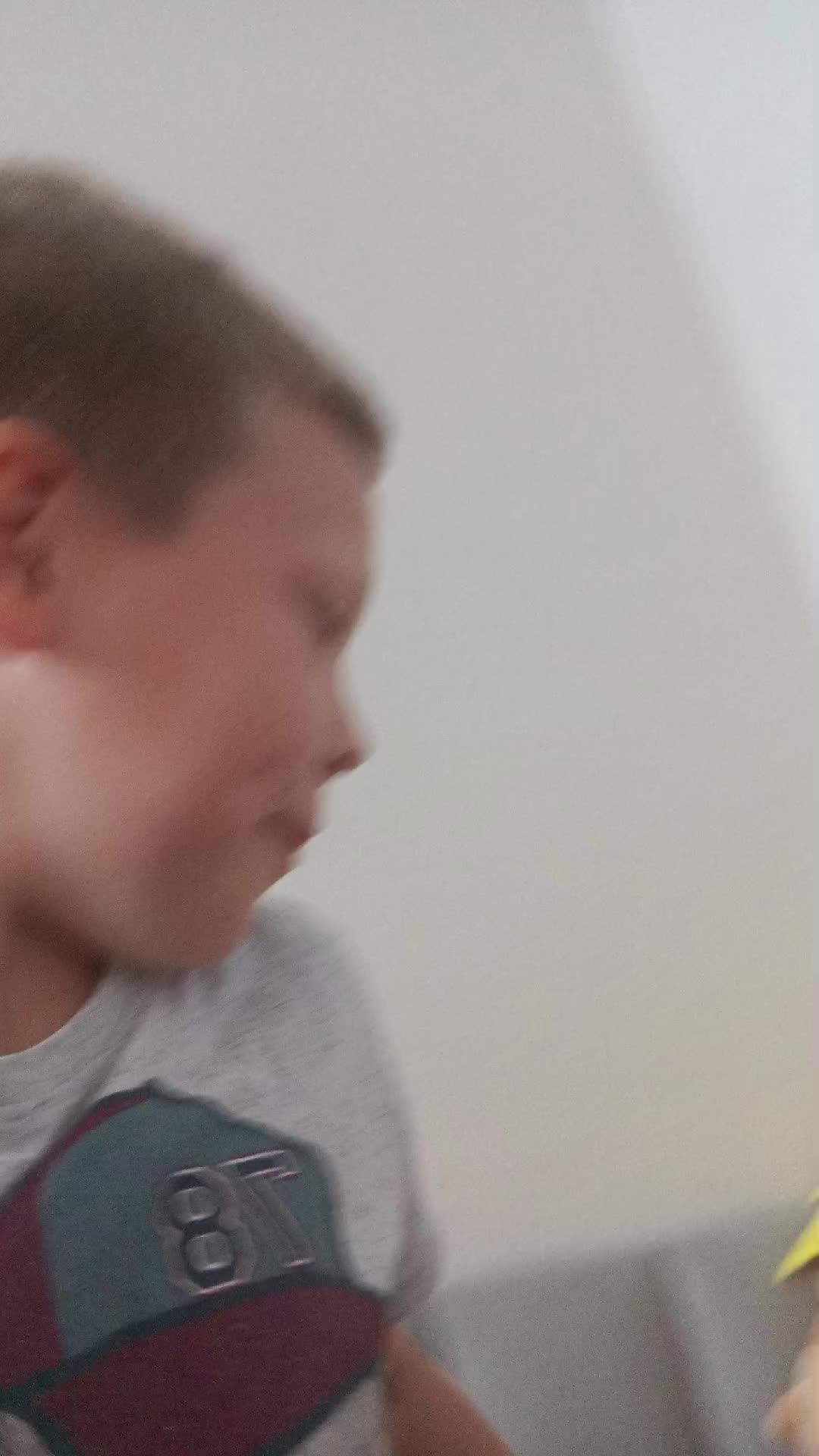 пацаны привет