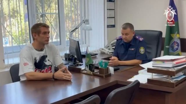 Блогера Святослава Коваленко задержали через месяц после скандала с видео где он кинул 5000 рублей