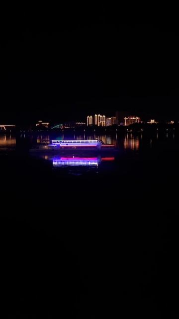 Теплоход «МОСКВА» на фоне ночного Хэй-Хэ #москва #амур #теплоход #китай