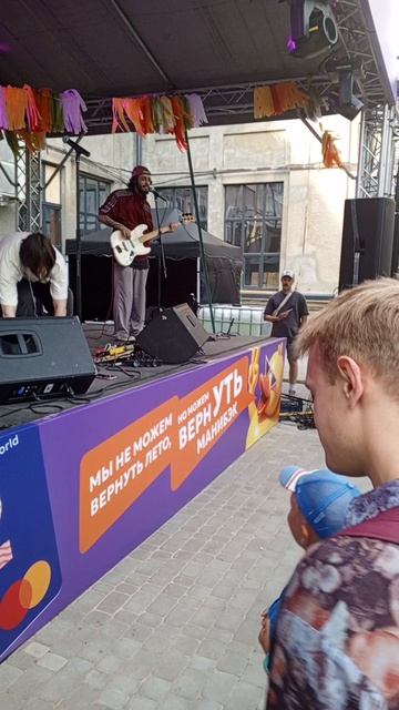 Группа Минимаркет зажигает на Utka Day в Минске