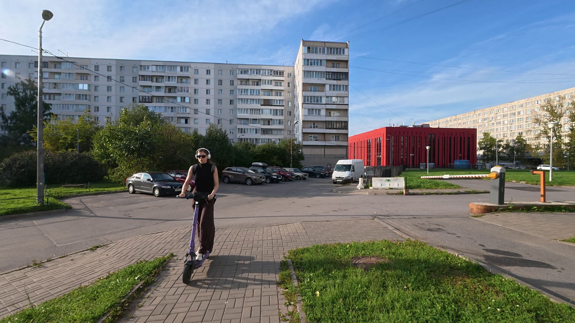 Прогулка по Невскому району. Часть 2. Август 2026.