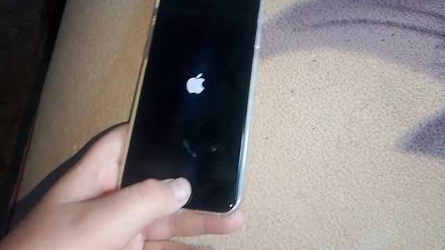 Обзор. Распаковка IPhone 6. С этой стороны Black, а с с этой серебристый.