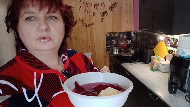 Жареный минтай ,щи со свежей капустой 🥦🥬🥦
