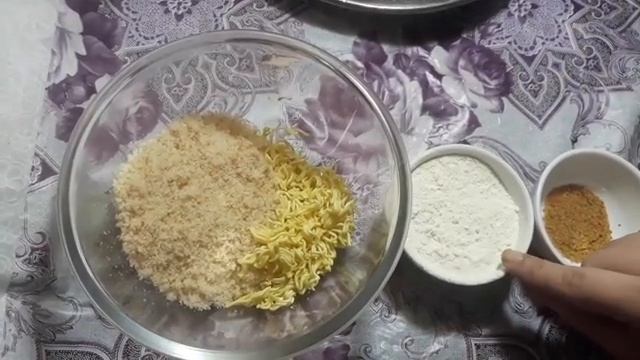 Potato Noodles Roll | Potato Maggi Roll| Cooking With Laiba Sultan