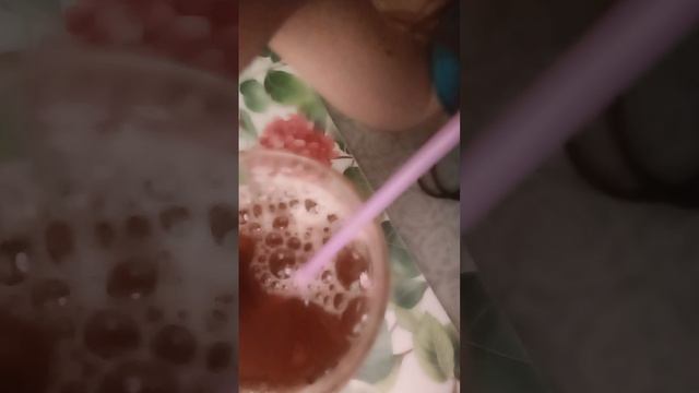 🍇🍎🍥🍭🍷🍸🍹🍺🍻🥂🍾🧋🥃🥤🍶🥛🍵☕🧉🧃🫖🧊