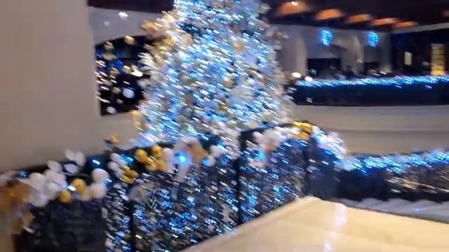 Sofitel Lobby At Night - 5 Star Lobby Tour