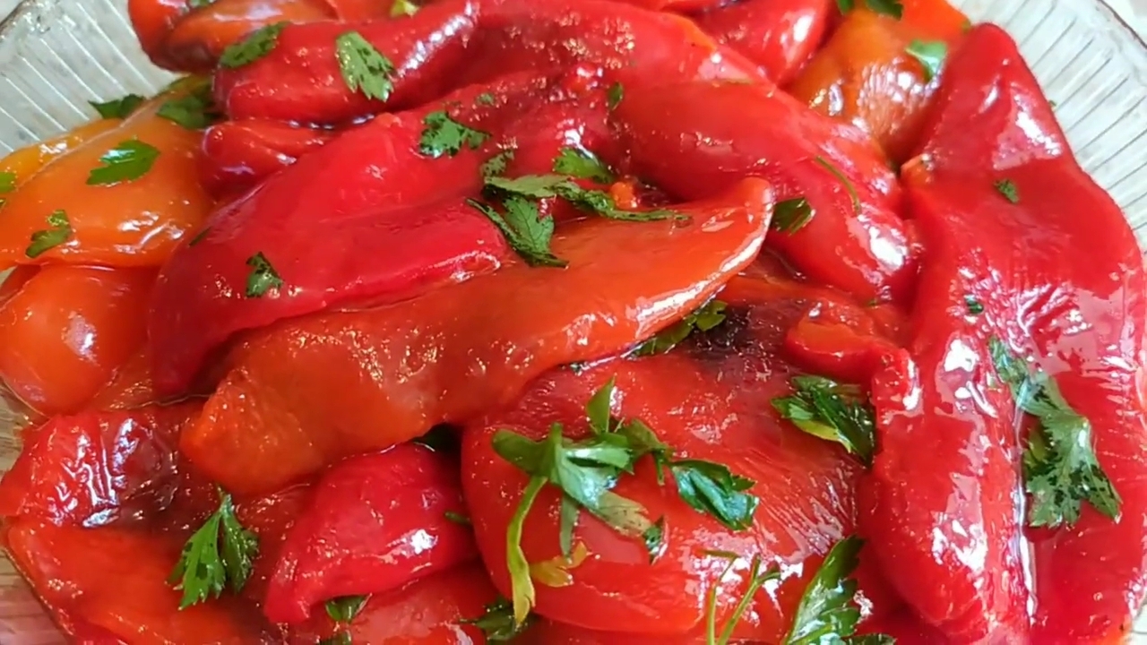Салат из запеченного болгарского перца🌶️