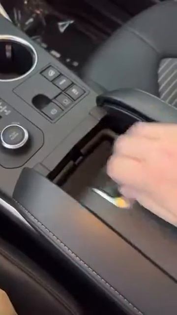 Ethan Hines Shows You The 2023 Highlander XSE