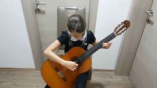 Koncert Od Doma: Prva Ljubezen; Žana Banović; Kitara, 2.r