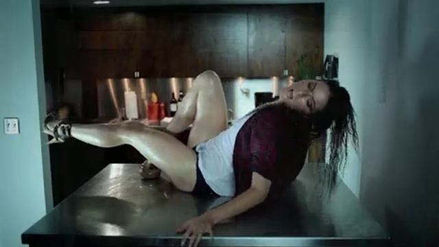 Dan Balan - Chica Bomb HQ
