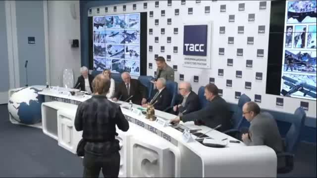 Церемония спецгашения в ИТАР-ТАСС почтовой карточки в честь 90-летия Челюскинской эпопеи