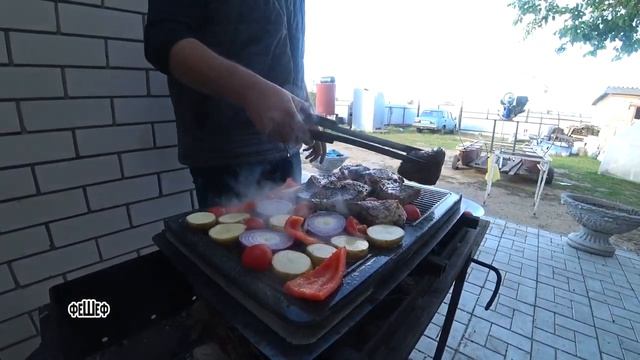 Готовим Стейк на Камне Мясо На Камне  ФешеФ Камень гриль