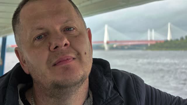 05 На пароходе