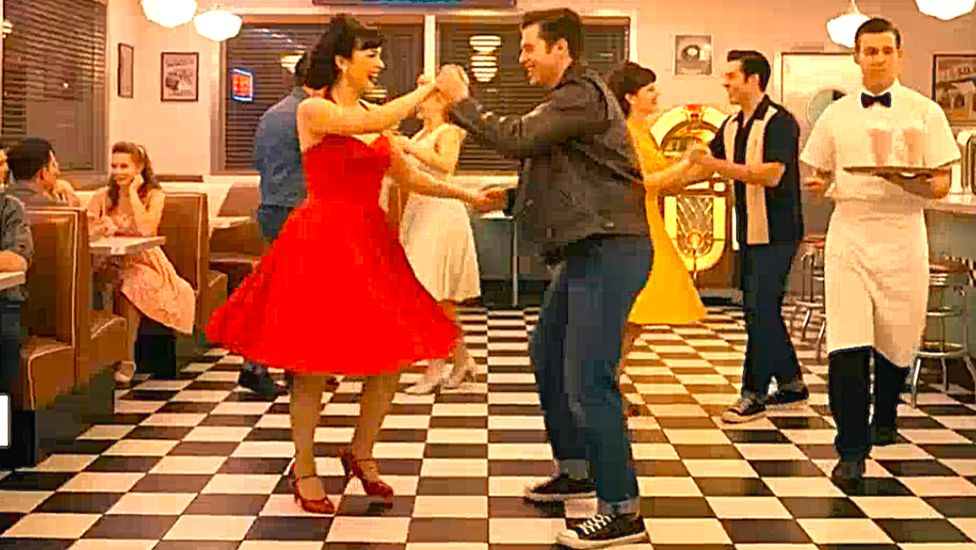 ИИ. 1960 Rockabilly.  Boogie Woogie Rebel Queens The Midnight Run    The Beatles Inspired (AI Video)