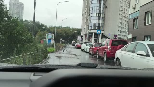 Самарские дворы это квест и парковка в них.Поездка к сыну.